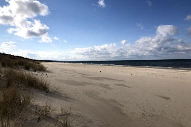 Strandidyll In Strandnaehe, *